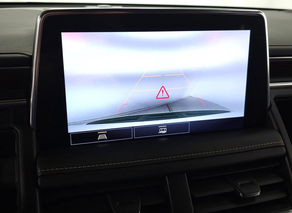Used 2021 Chevrolet Tahoe Premier AWD/4WD image 31