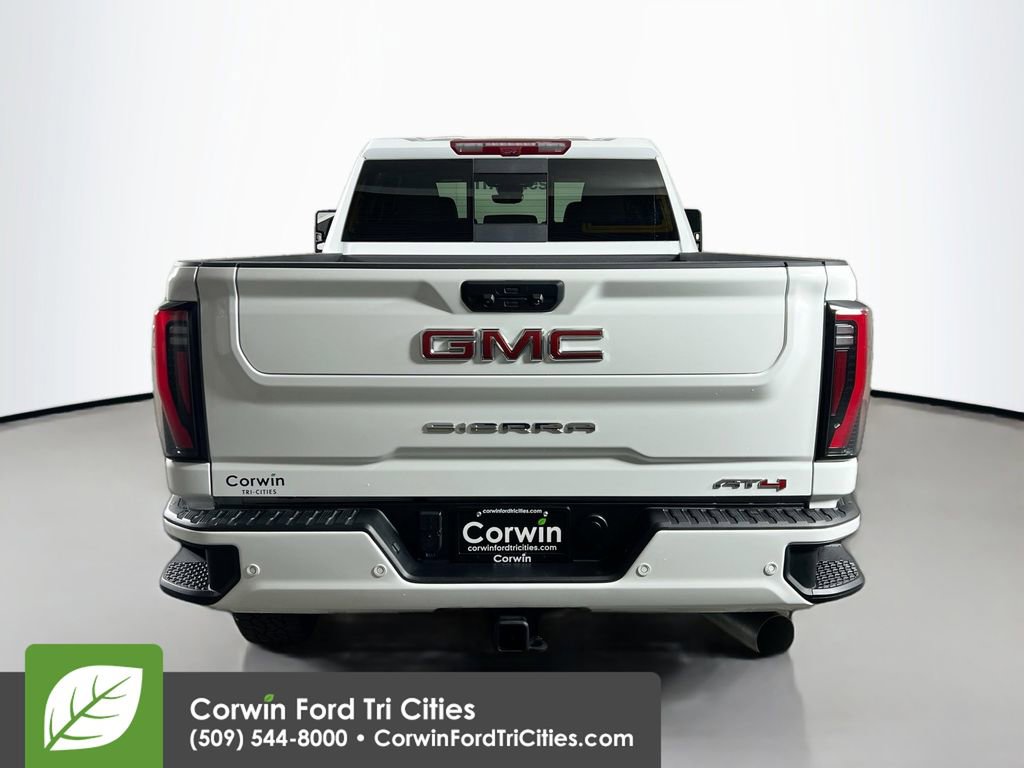 Used 2025 GMC Sierra 3500 AT4 w/ AT4 Premium Plus Package image 13