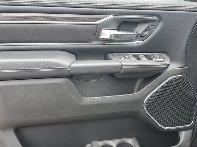 New 2026 RAM 1500 Laramie w/ Sport Appearance Package AWD/4WD image 15