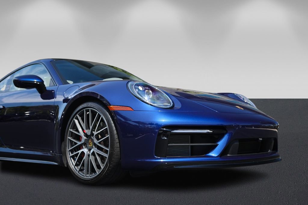 Used 2024 Porsche 911 Carrera S image 9