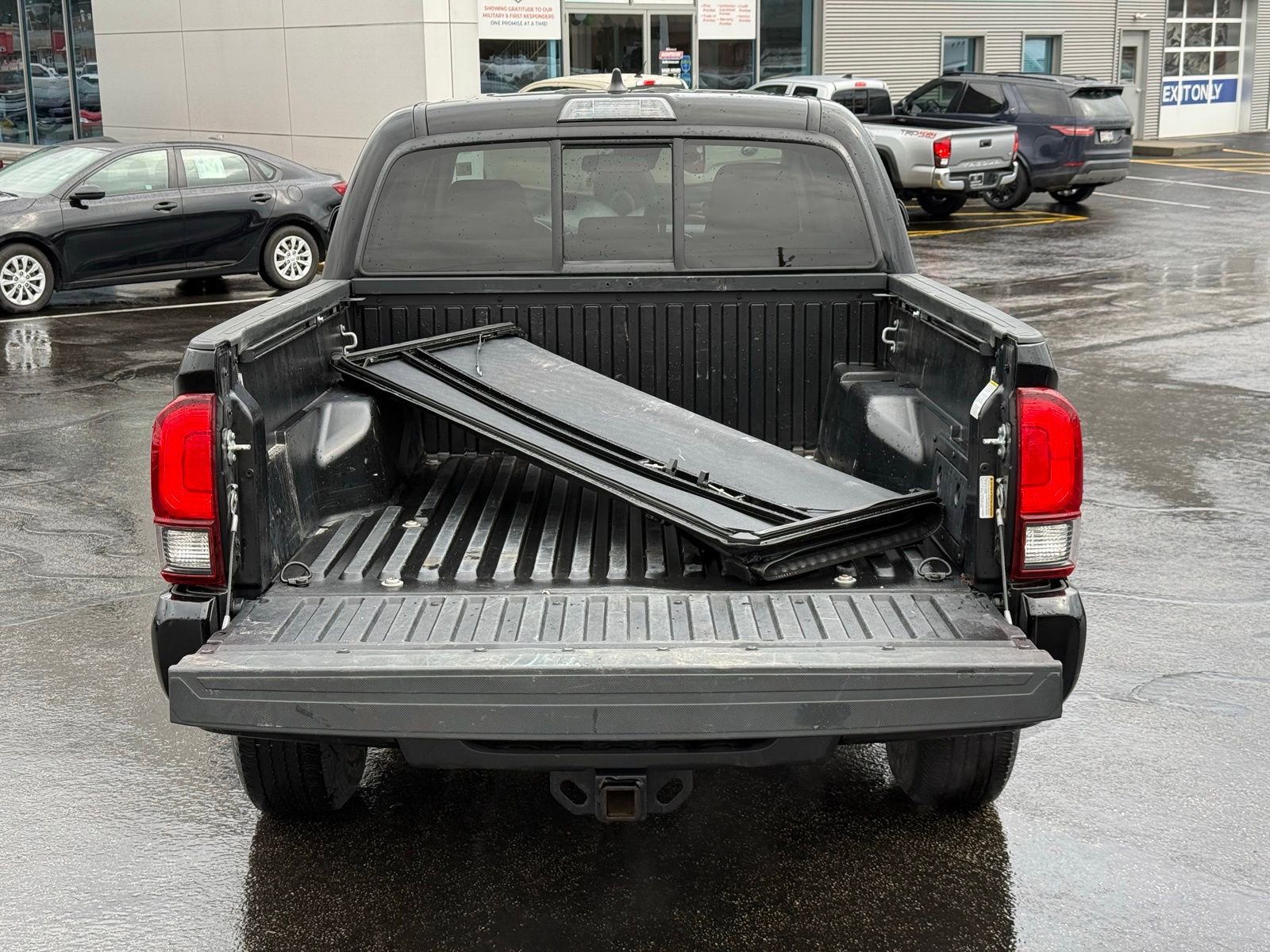 Used 2023 Toyota Tacoma SR AWD/4WD image 35