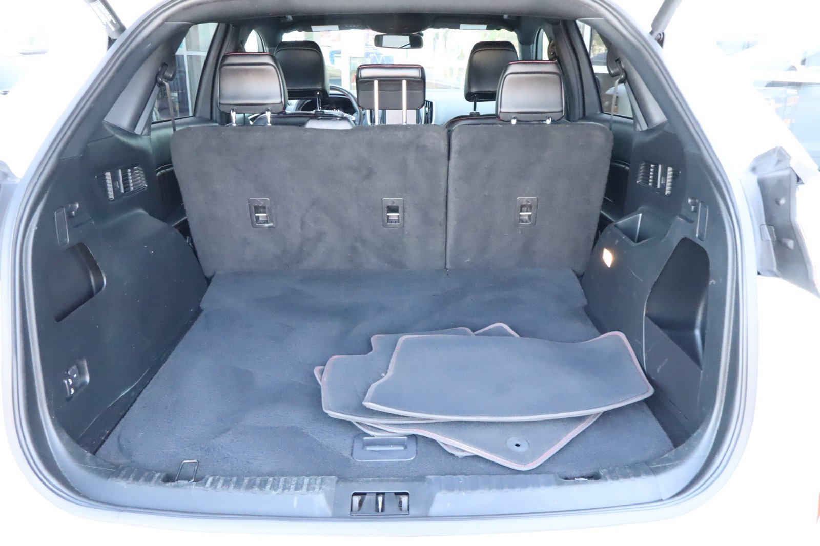 Used 2022 Ford Edge ST-Line AWD/4WD image 38