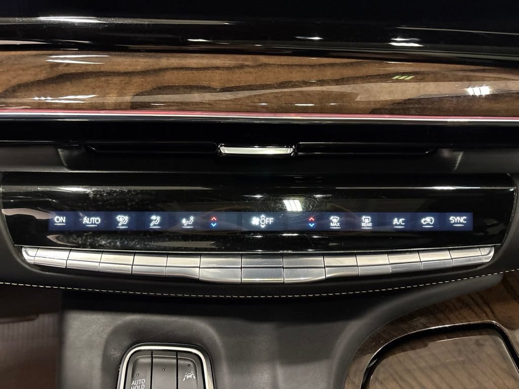 Used 2021 Cadillac Escalade Sport Platinum w/ Heavy-Duty Trailer Package AWD/4WD image 20