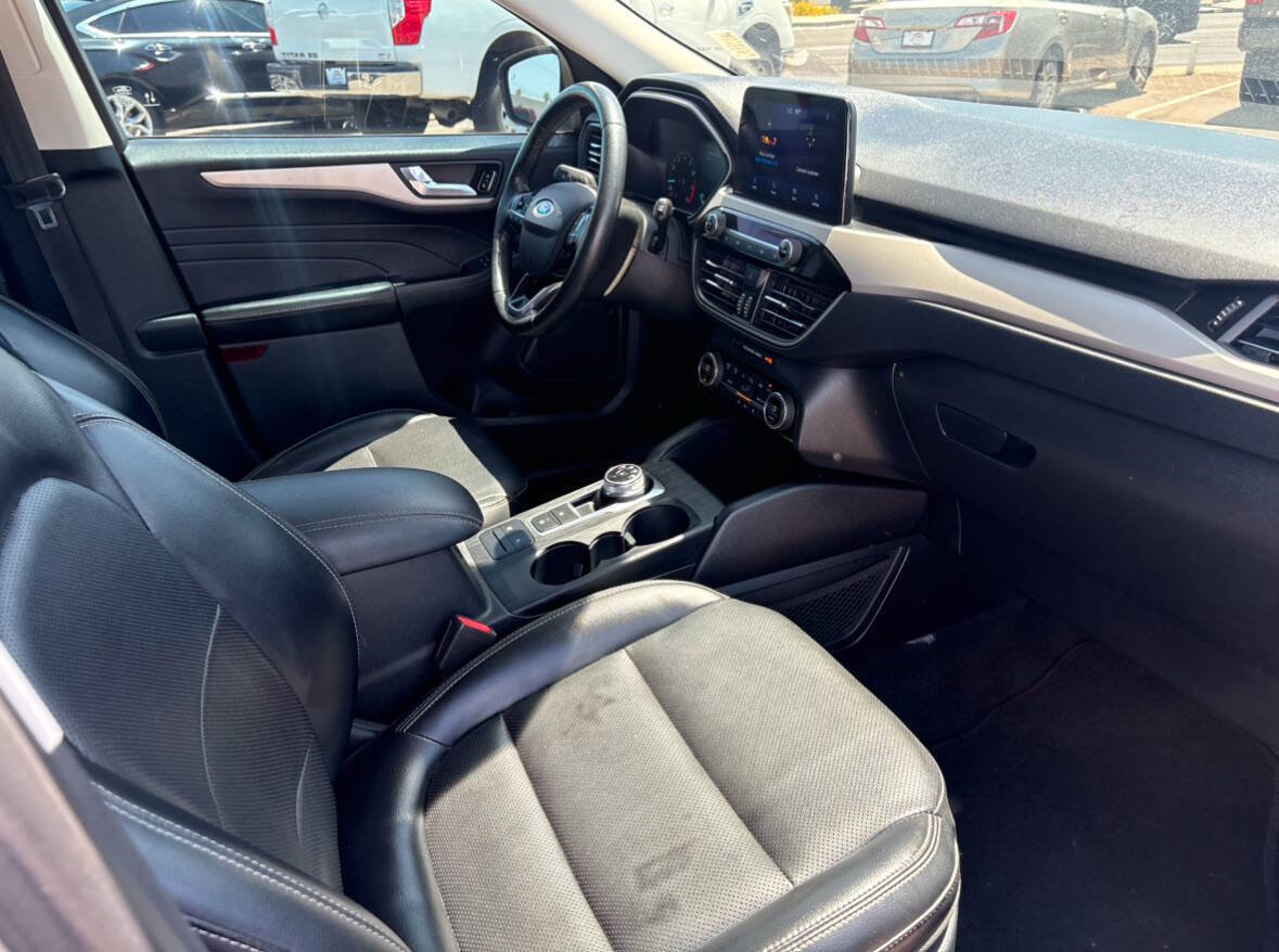 Used 2021 Ford Escape SEL FWD image 3
