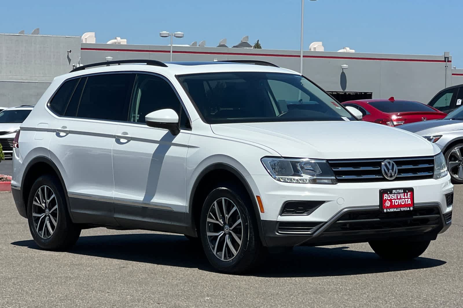 Used 2020 Volkswagen Tiguan SE AWD/4WD image 5