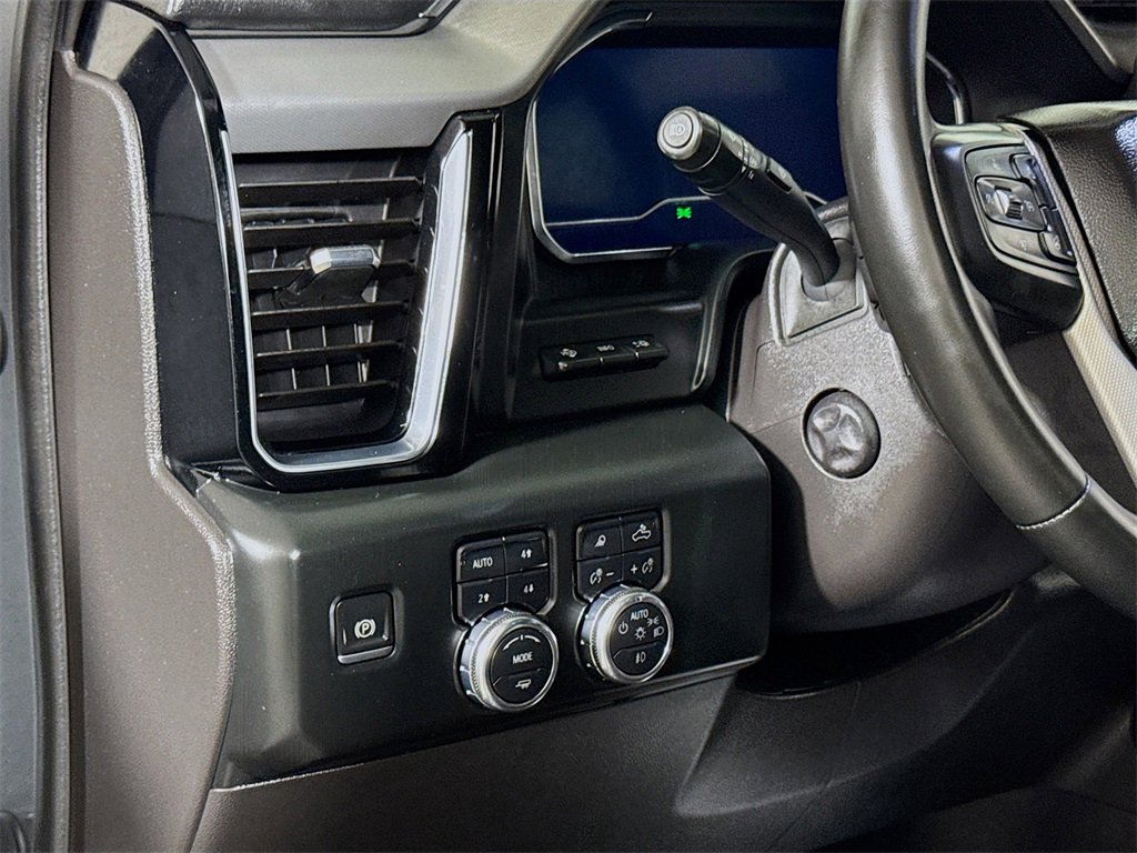 Used 2024 GMC Sierra 1500 Denali w/ Denali Reserve Package image 8