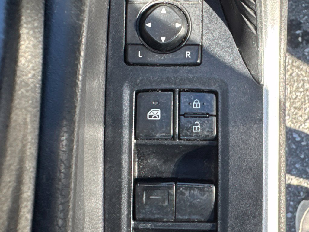 Used 2020 Toyota RAV4 LE FWD image 19