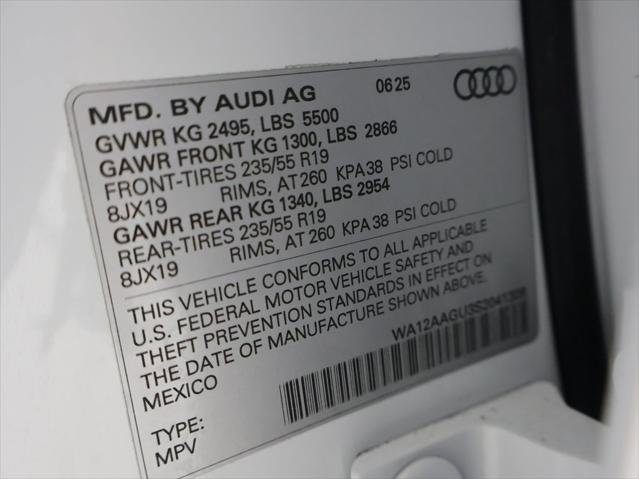 Certified 2025 Audi Q5 Premium Plus w/ Premium Plus image 3