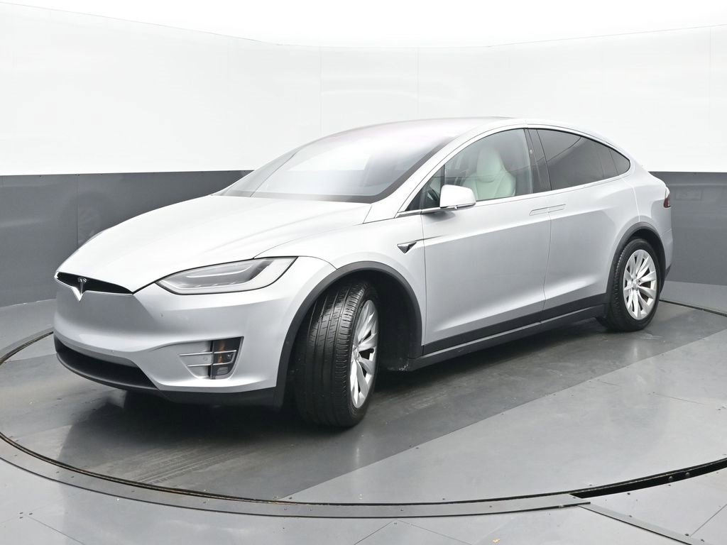 Used 2018 Tesla Model X P100D image 7