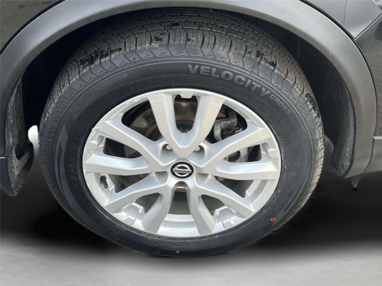Used 2022 Nissan Rogue Sport SV image 35