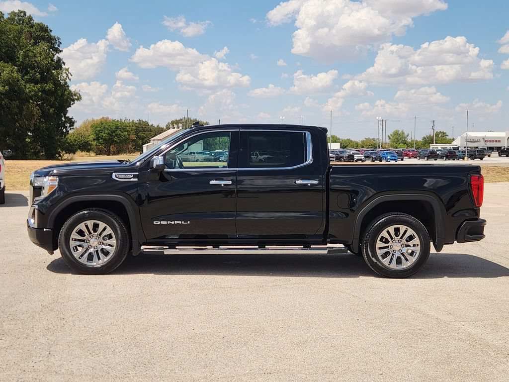 Used 2020 GMC Sierra 1500 Denali w/ Driver Alert Package II RWD image 4