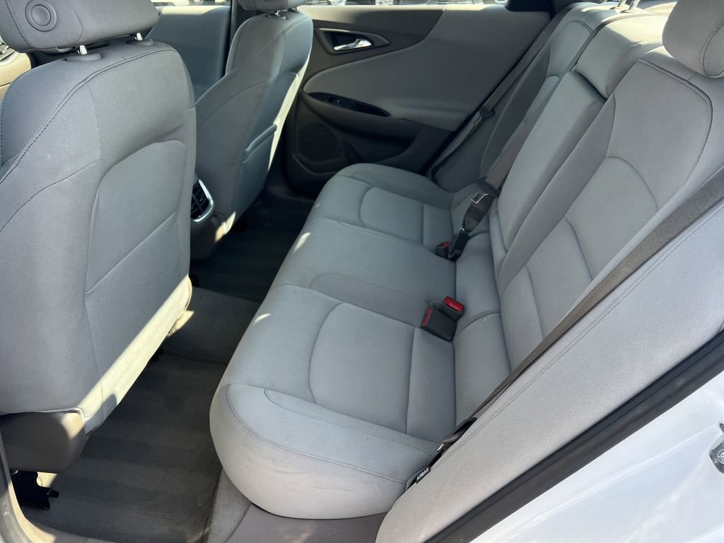 Used 2024 Chevrolet Malibu LT image 17
