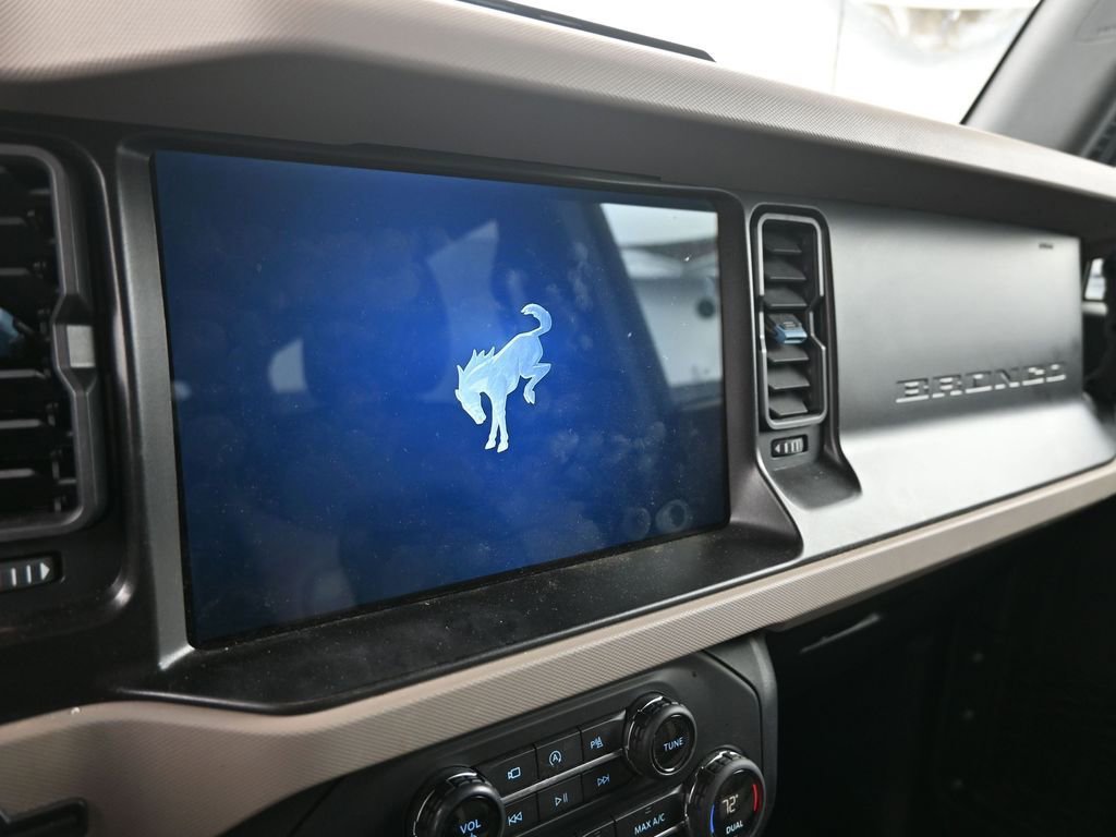 Used 2021 Ford Bronco Wildtrak image 28