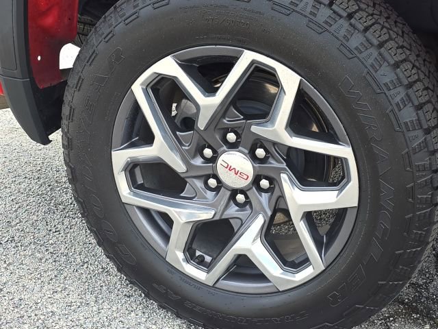 Used 2024 GMC Sierra 1500 SLE image 12