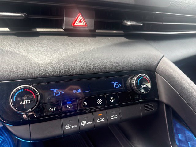 Used 2025 Hyundai Elantra Sport FWD image 16