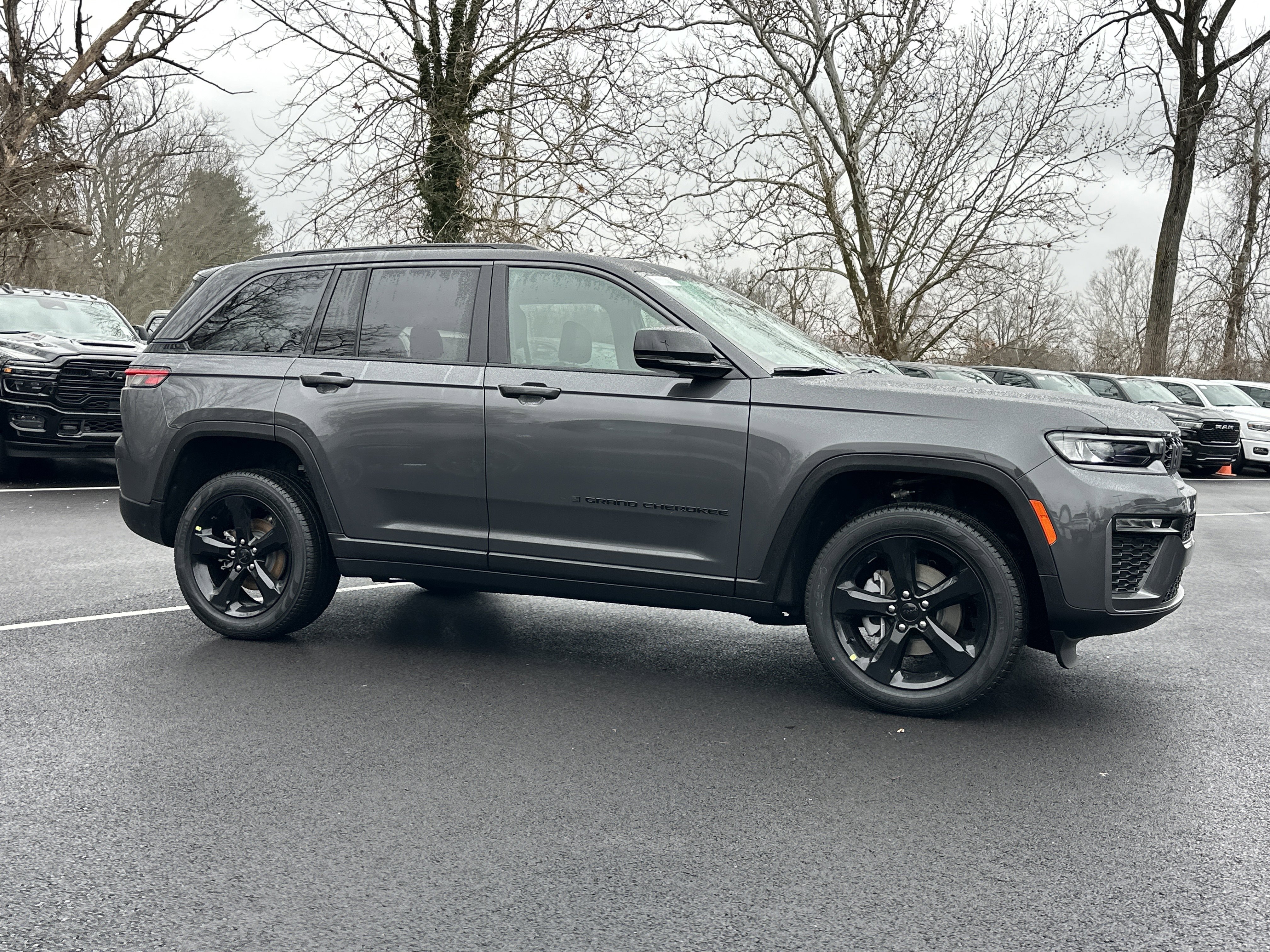 New 2026 Jeep Grand Cherokee Limited w/ Limited Altitude Package image 21