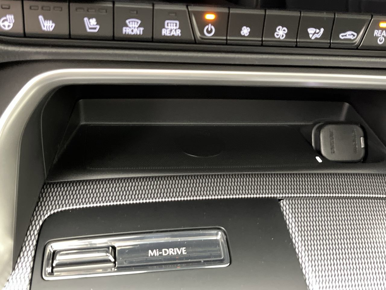 New 2026 MAZDA CX-90 Plug-In Hybrid w/ Preferred AWD/4WD image 25