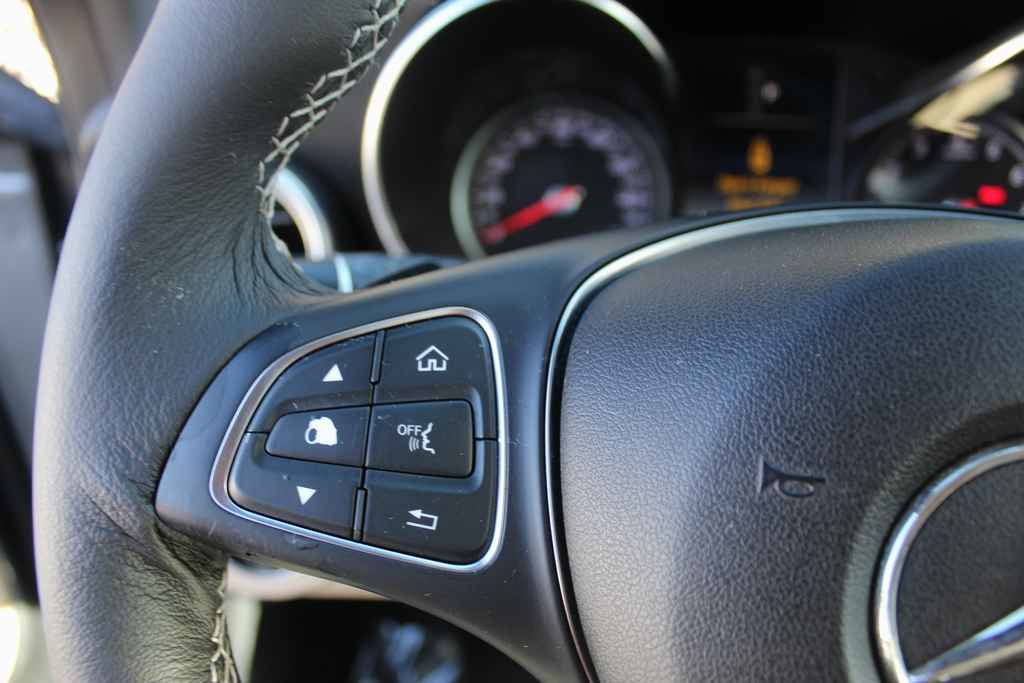 Used 2018 Mercedes-Benz C 300 Sedan image 16