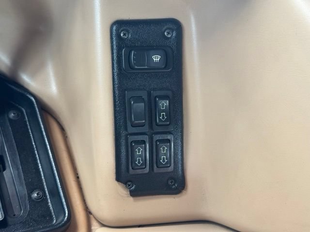 Used 2001 HUMMER H1 4-Door Open Top AWD/4WD image 16