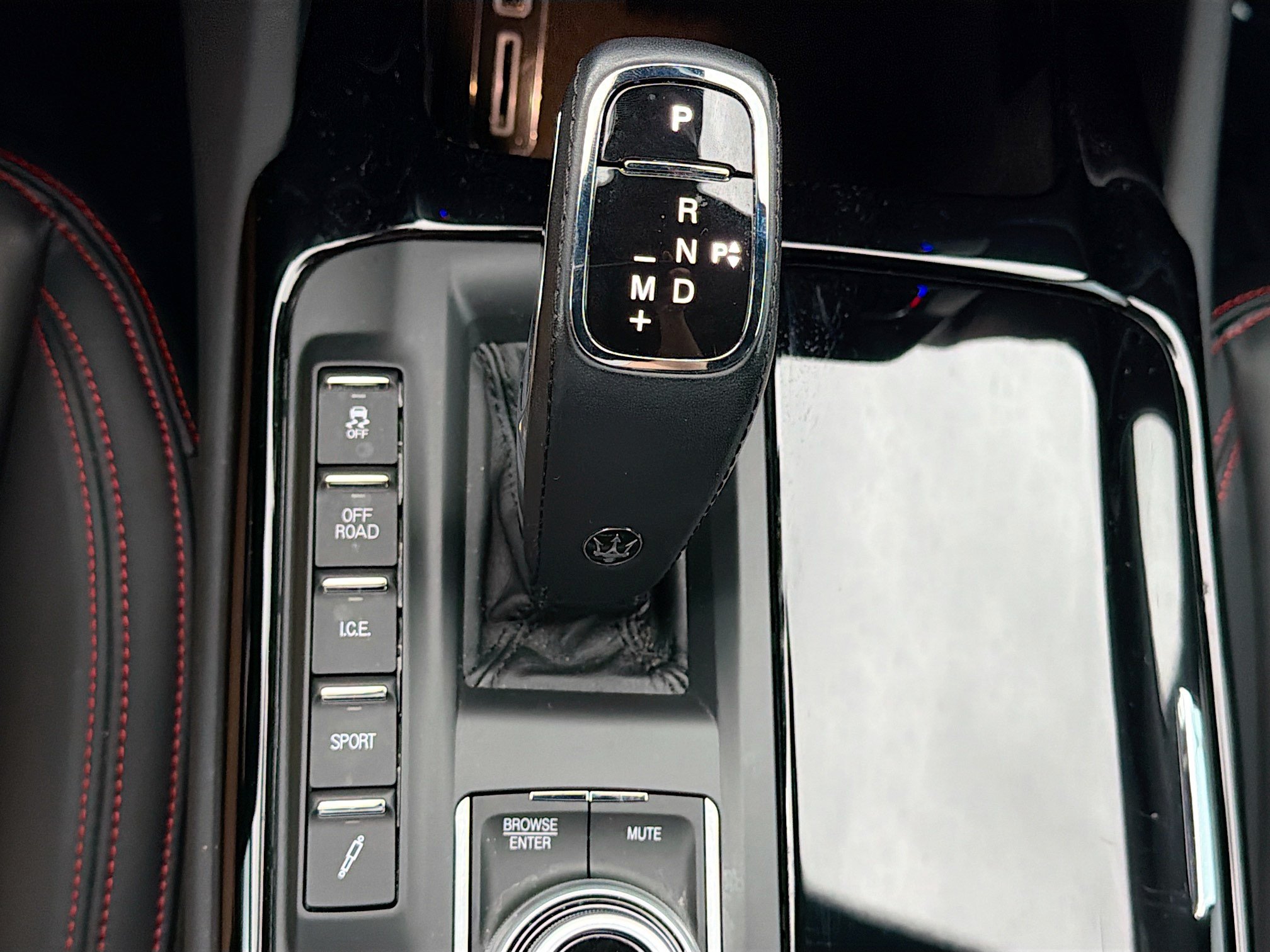 Certified 2023 Maserati Levante GT AWD/4WD image 29