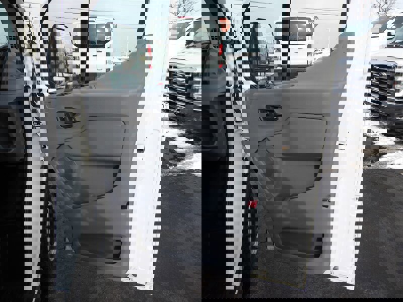 Used 2015 Ford Transit 350 XL image 21