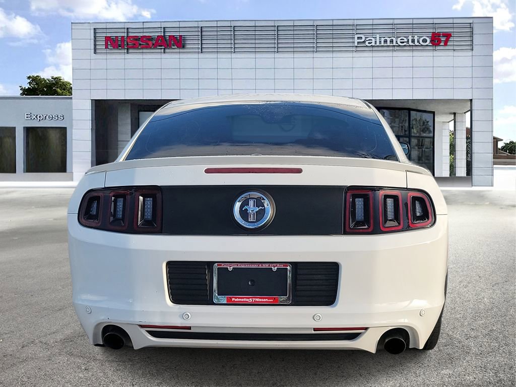 Used 2013 Ford Mustang Premium image 5