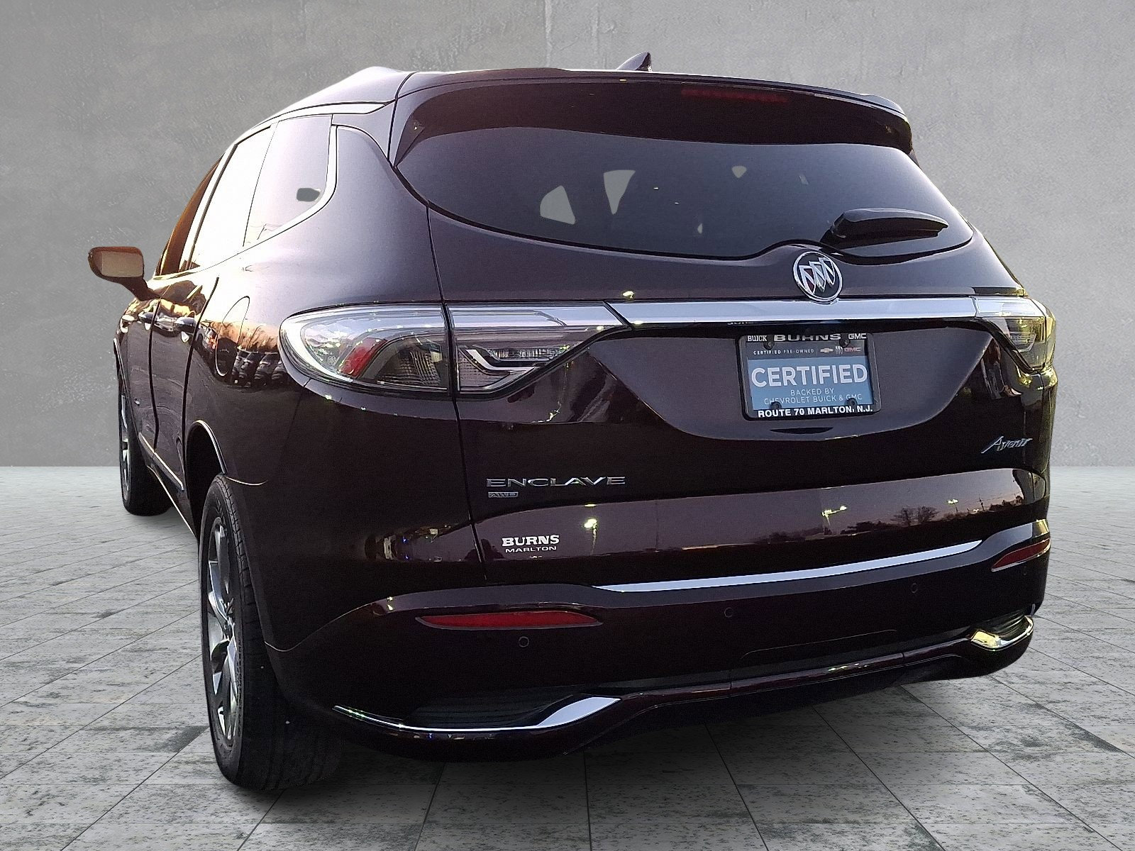 Certified 2024 Buick Enclave Avenir w/ Avenir Technology Package image 8