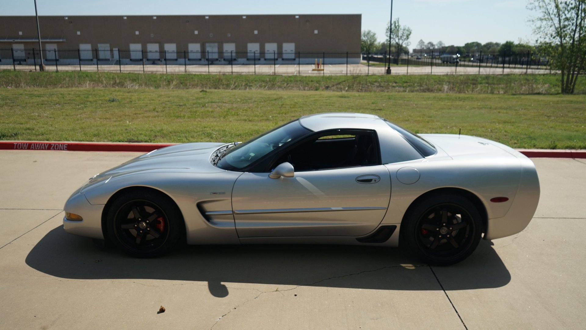 Used 2003 Chevrolet Corvette Z06 w/ Memory Package, 3 Drivers RWD image 5