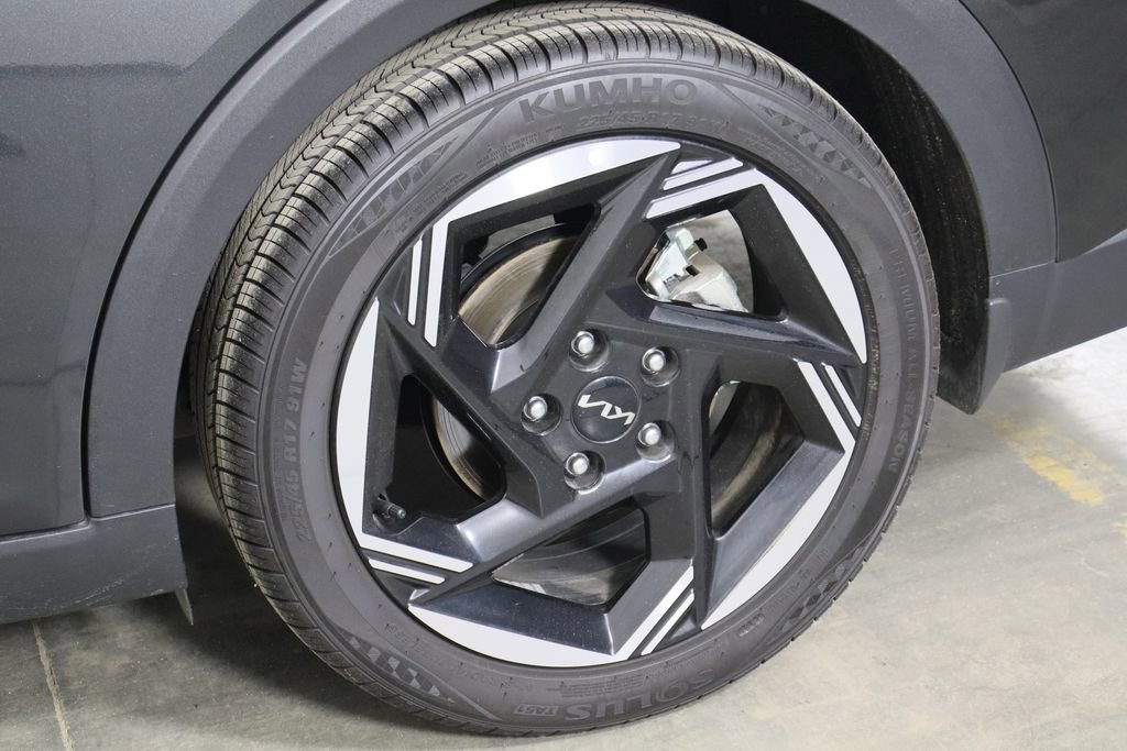 Used 2025 Kia K4 EX image 36