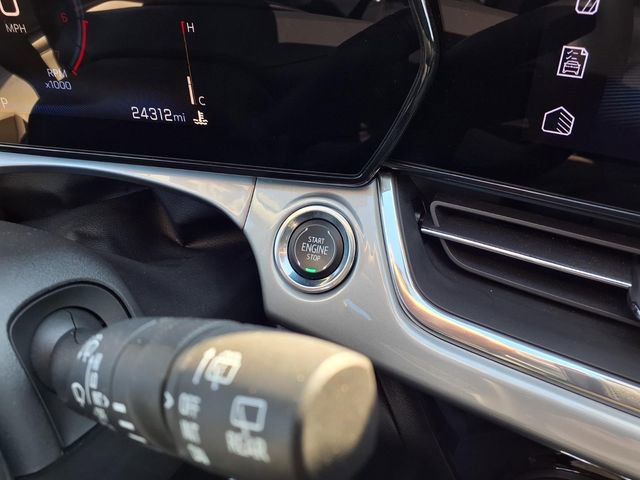 Used 2025 Chevrolet Trax LT w/ LT Convenience Package FWD image 63