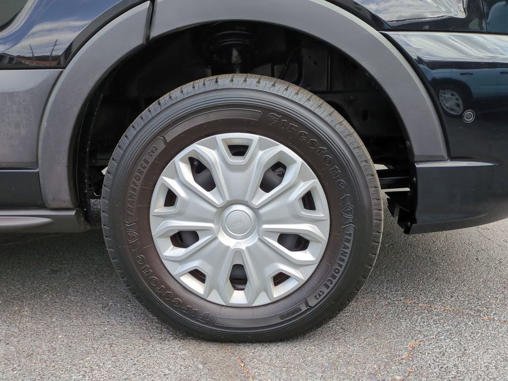 Used 2023 Ford Transit 350 XLT image 14