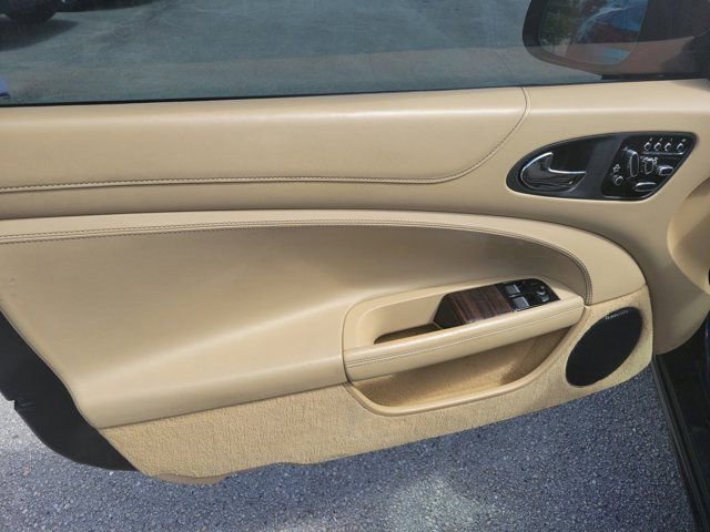 Used 2012 Jaguar XK Base image 9