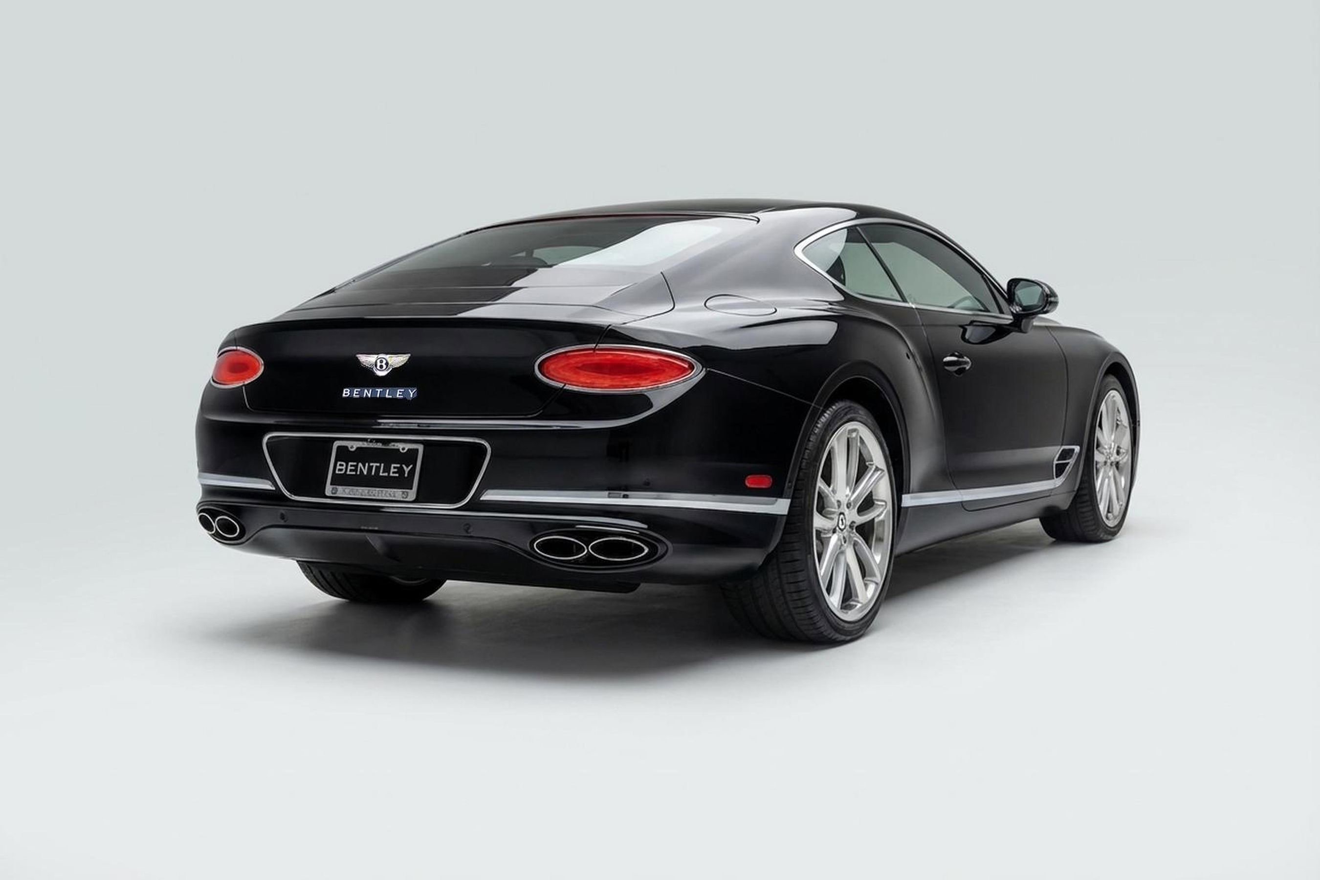 Used 2023 Bentley Continental GT Azure AWD/4WD image 3