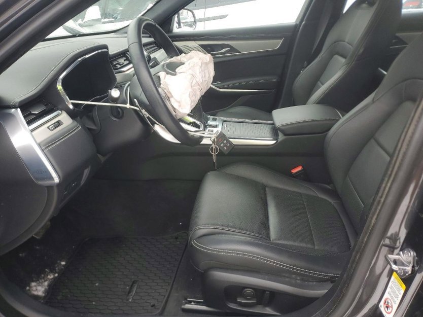 Used 2024 Jaguar XF R-Dynamic SE image 6