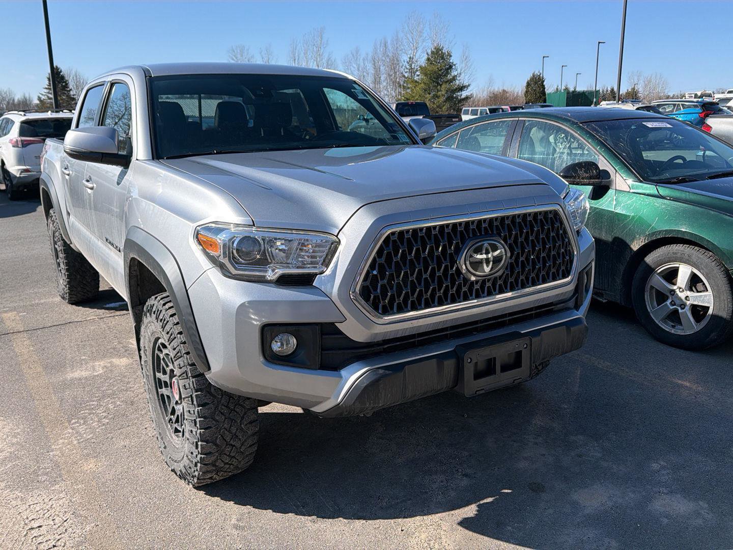 Used 2019 Toyota Tacoma TRD Off-Road image 3