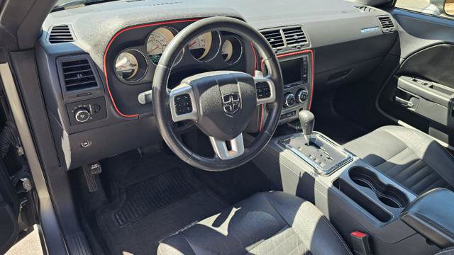 Used 2012 Dodge Challenger R/T RWD image 14