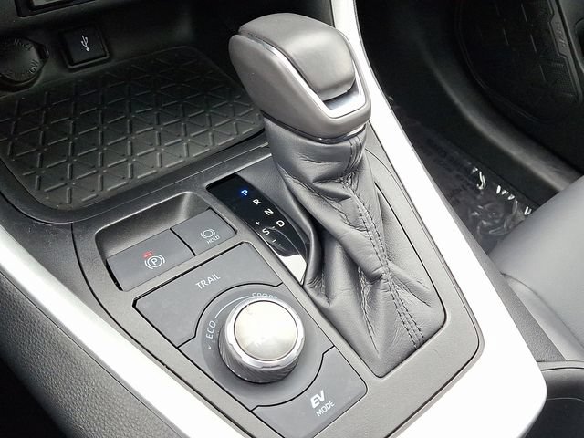 Used 2022 Toyota RAV4 XSE w/ XSE Grade Weather Package AWD/4WD image 15