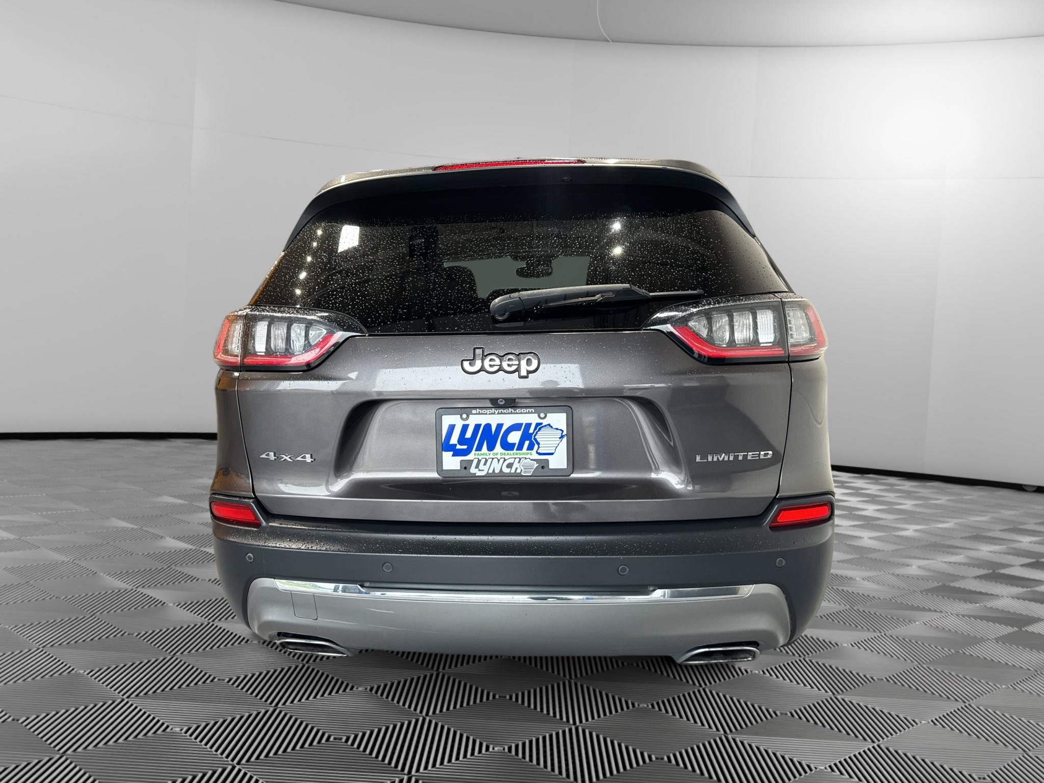 Used 2019 Jeep Cherokee Limited w/ Technology Group AWD/4WD image 4