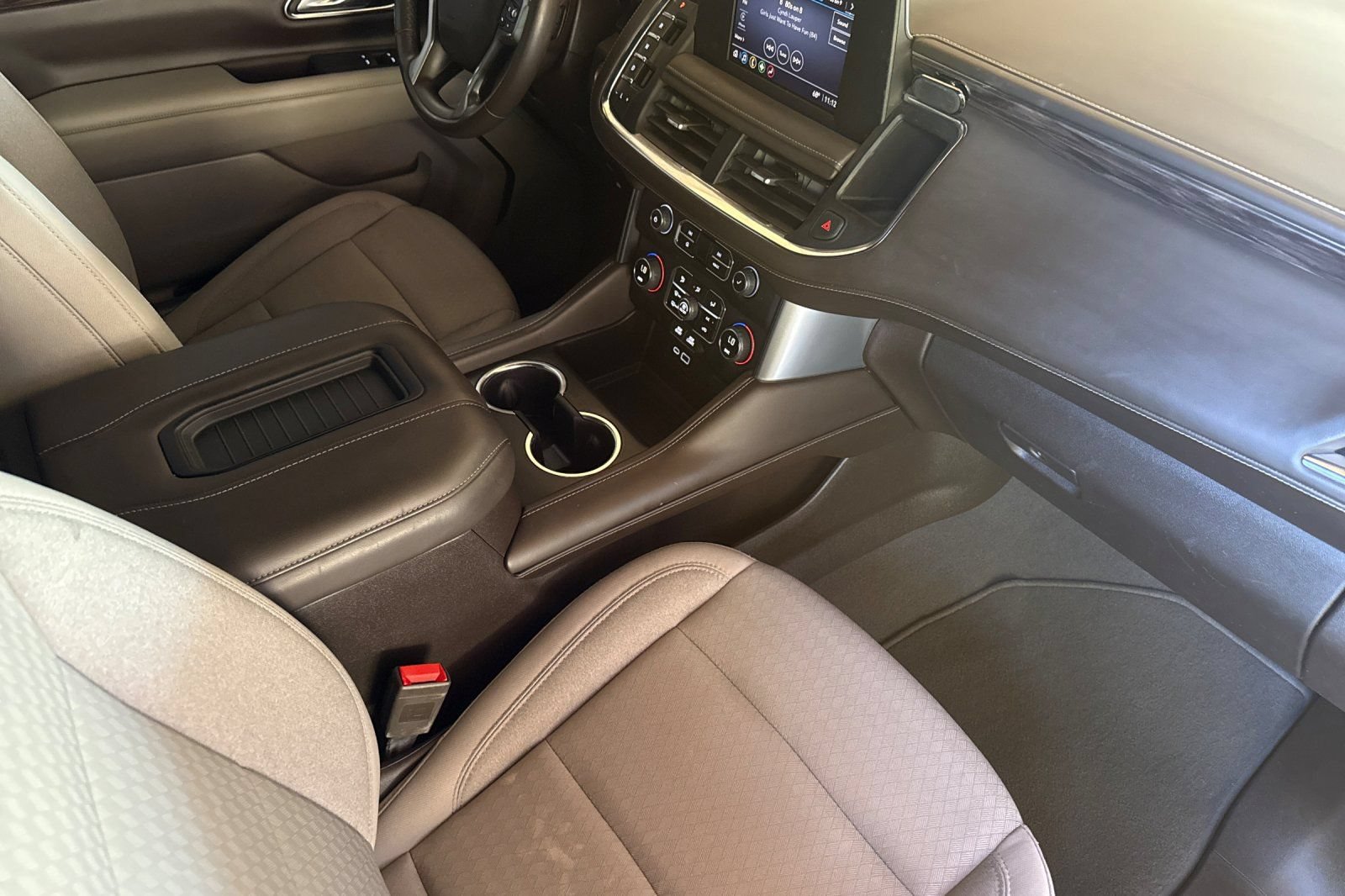Used 2023 Chevrolet Tahoe LS AWD/4WD image 17