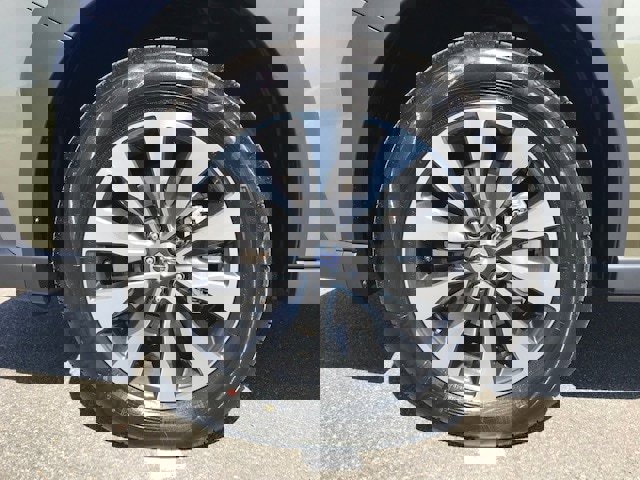 Certified 2025 Subaru Outback Touring XT image 12