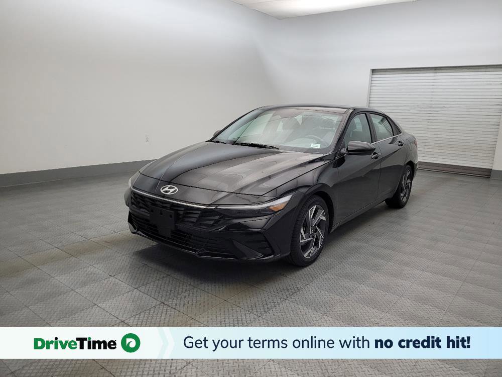 Used 2025 Hyundai Elantra SEL FWD image 1