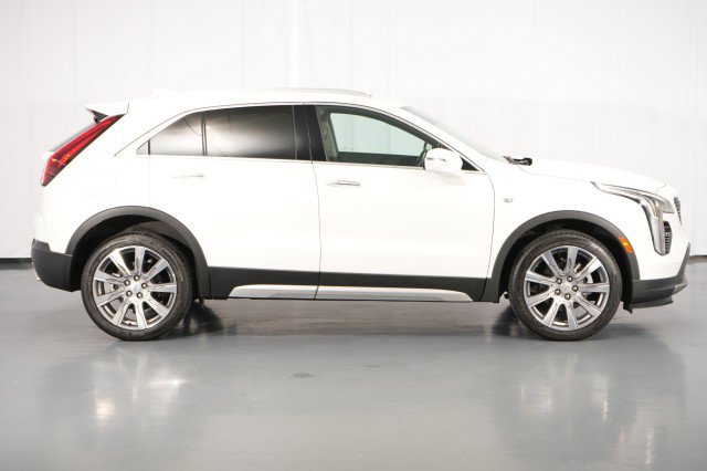 Used 2023 Cadillac XT4 Premium Luxury AWD/4WD image 9