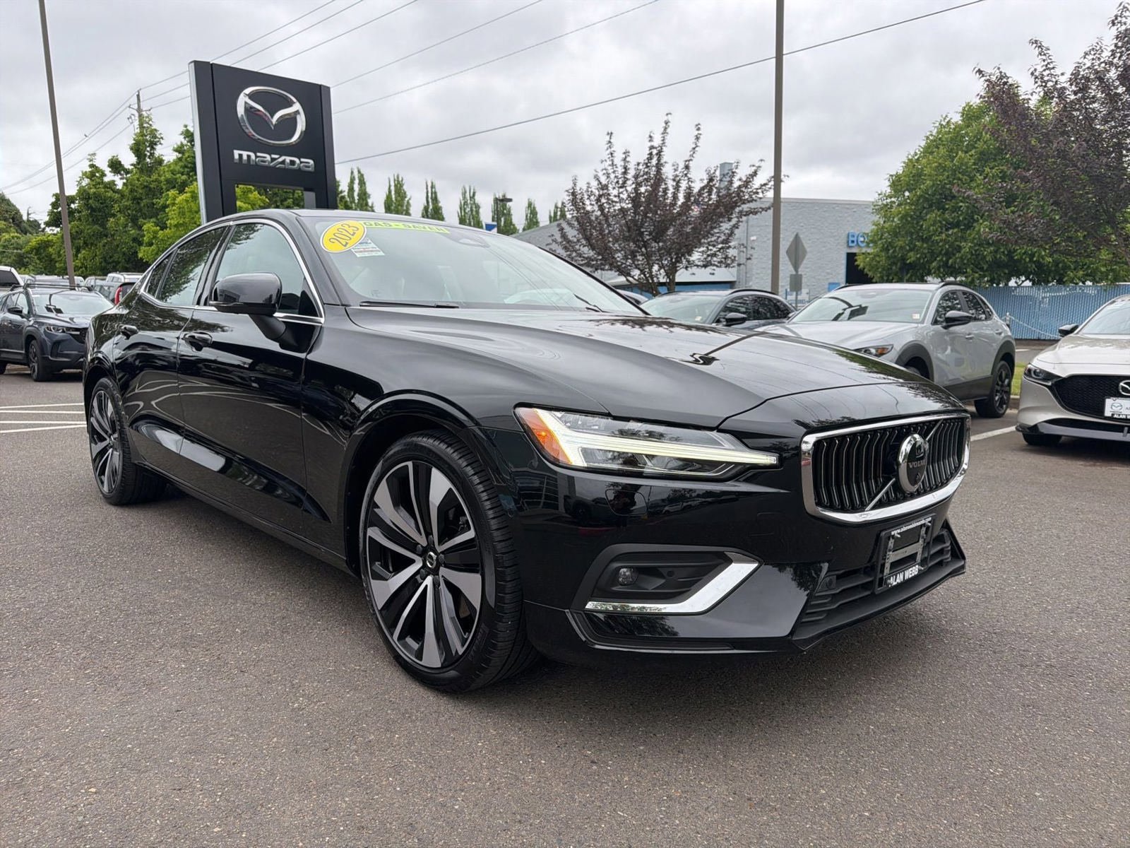Used 2023 Volvo S60 B5 Ultimate w/ Climate Package AWD/4WD image 4