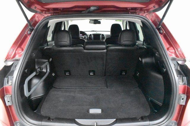 Used 2015 Jeep Cherokee Limited image 11