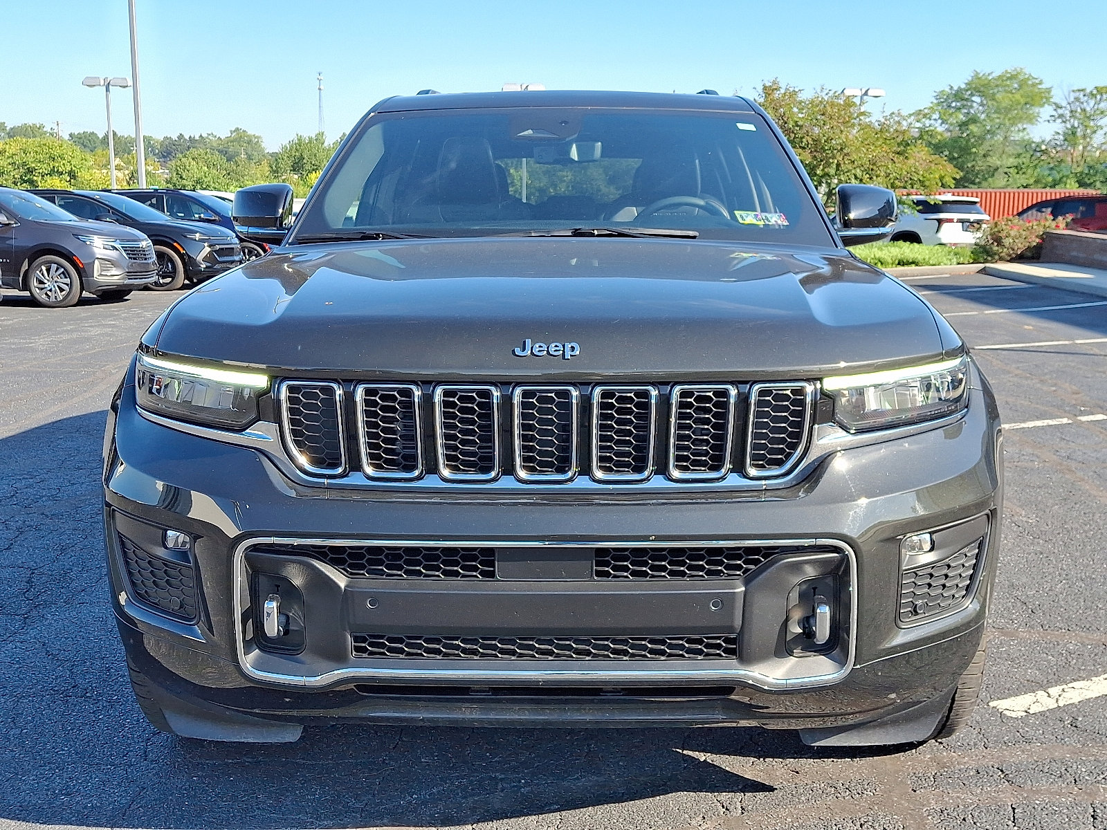 Used 2023 Jeep Grand Cherokee Overland w/ Luxury Tech Group IV video 2