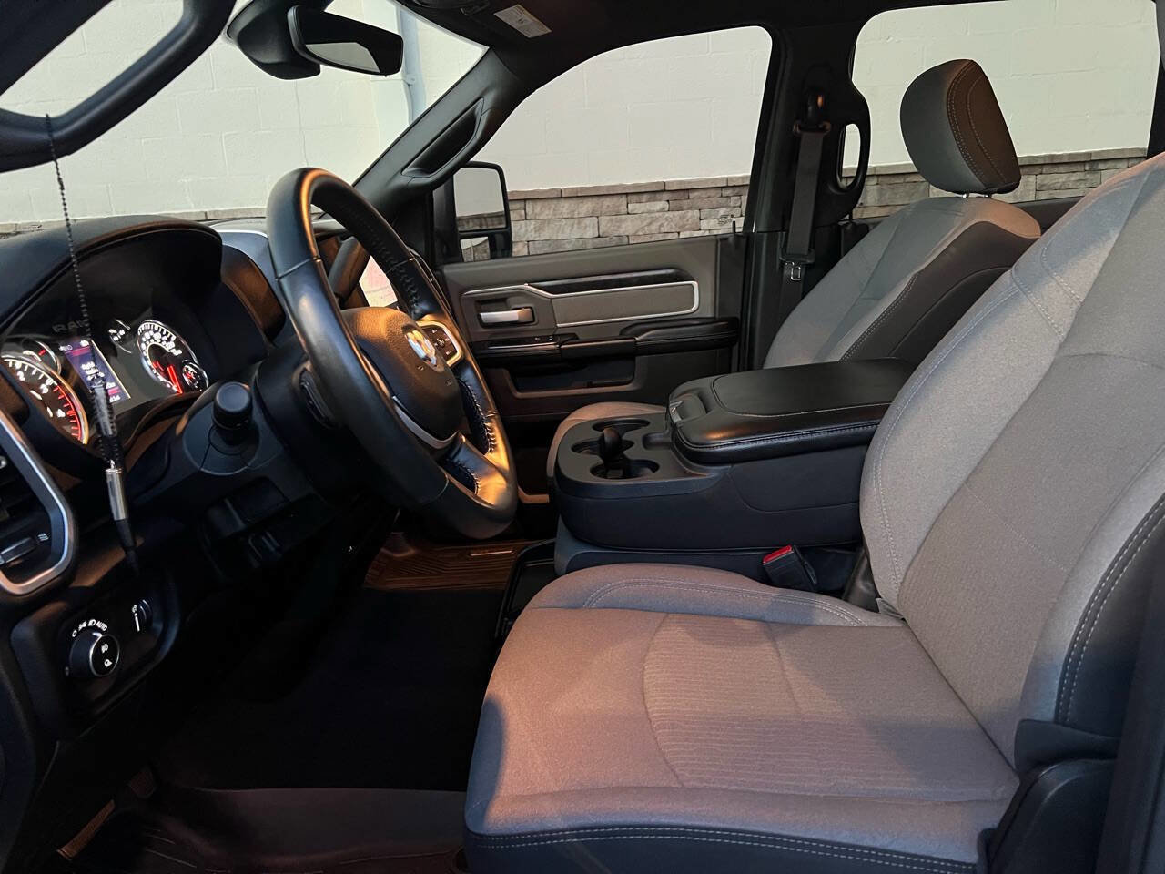 Used 2023 RAM 2500 Big Horn w/ Level 1 Equipment Group image 9