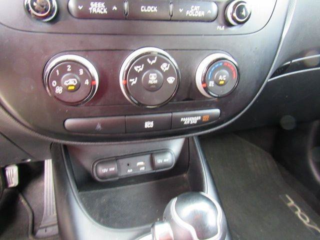 Used 2016 Kia Soul + FWD image 21