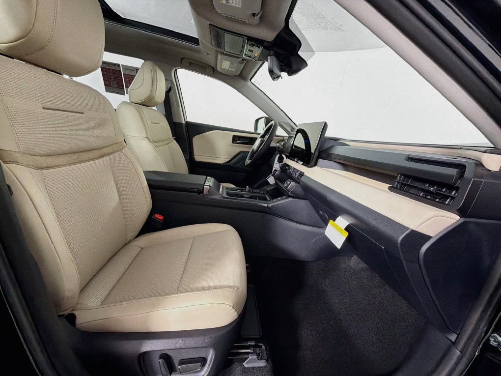 New 2026 Toyota RAV4 Limited AWD/4WD image 29