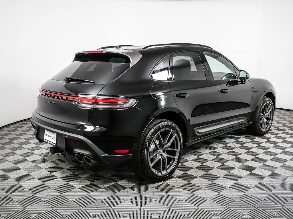 New 2026 Porsche Macan Turbo AWD/4WD image 31