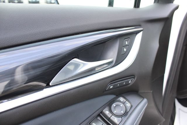 Used 2021 Buick Enclave Premium w/ Sun and Sites Package FWD image 8